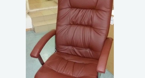 Обтяжка офисного кресла. Бердск